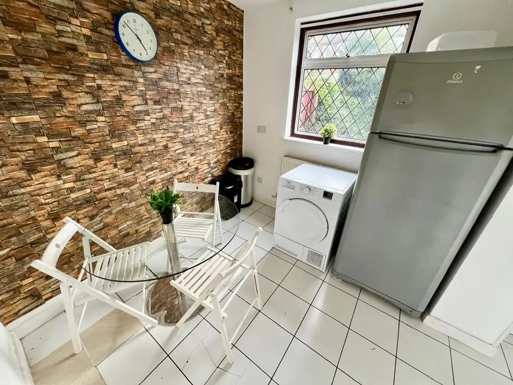 Double room near Mudchute